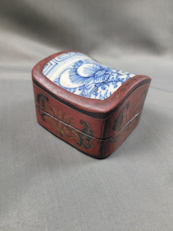 Chinoiserie Lacquerware Box w/ Porcelain (1 of 7)