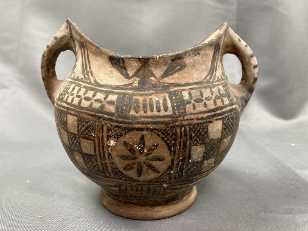 Greek Geometric Terracotta Pot (1 of 7)