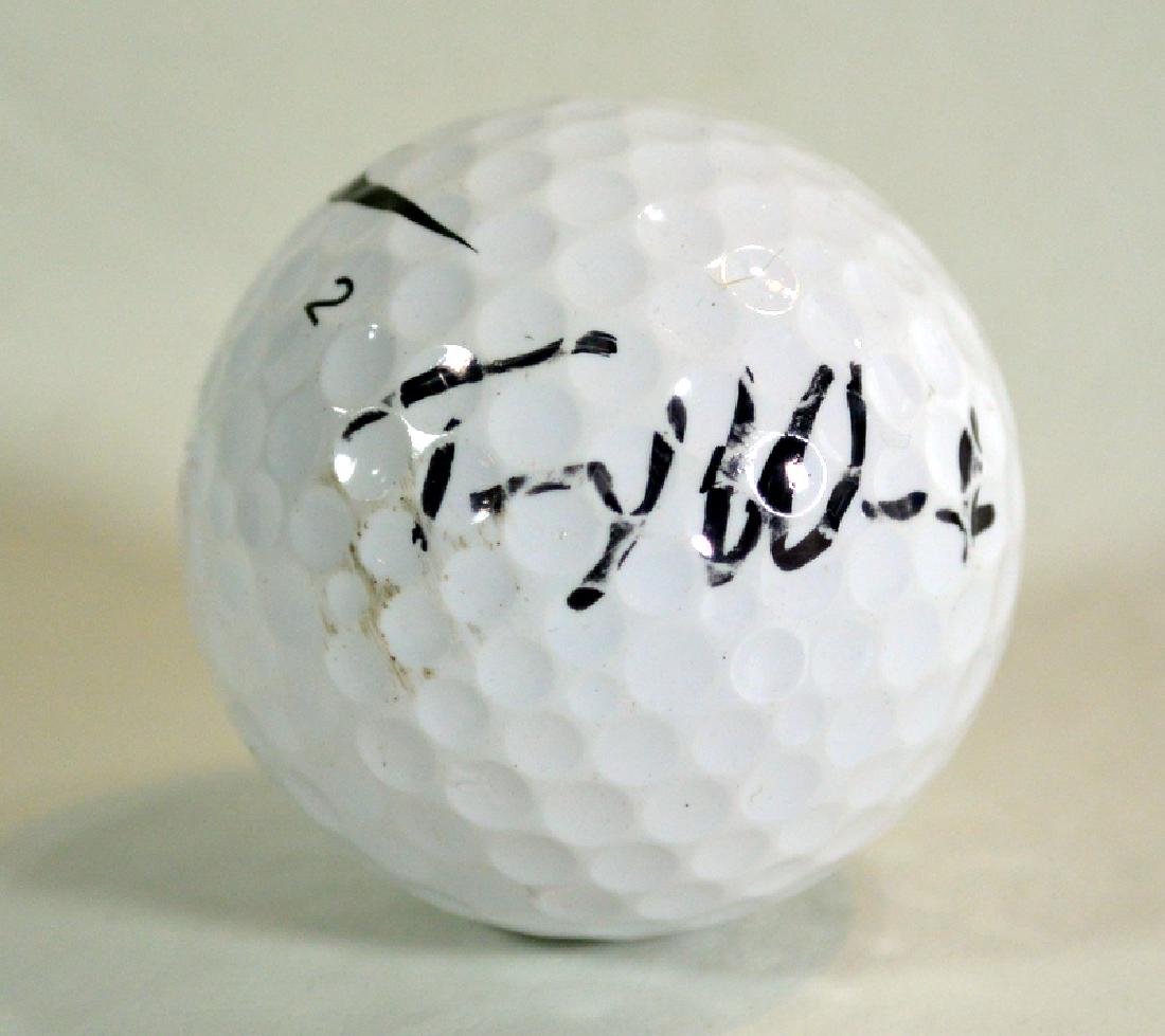 Tiger Woods Signed Golf Ball (1 of 2)