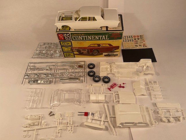 AMT 1965 Lincoln Continental Hardtop Customizing Plastic Model Kit 1/25 6425-150 COMPLETE (1 of 12)