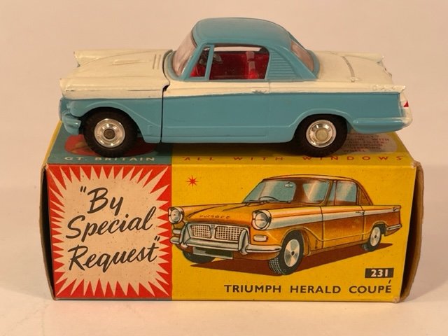 CORGI #231 TRIUMPH Herald Coupe Die Cast Model Car with Box Blue/White (1 of 13)