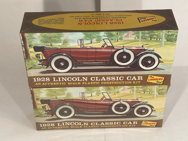 (2) Lindberg 1928 Lincoln Classic Car Plastic Model Kits COMPLETE One Never Opened (1 of 7)
