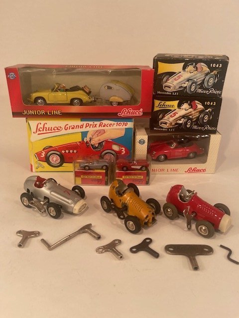 SCHUCO - COLLECTION 2009 - ビンテージ ミニカーブック 京商 ミニカー | 京商ミニカーブック