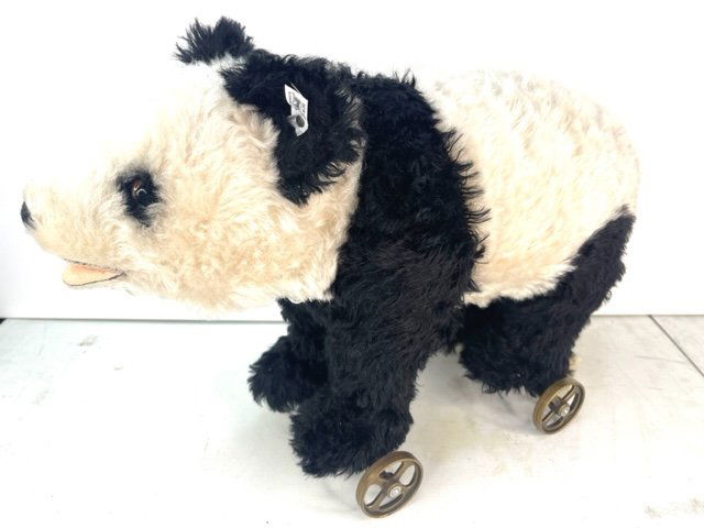 STEIFF 400452 PANDA ON WHEELS 1938 Replica 00052/1000 24" 2008 (1 of 16)