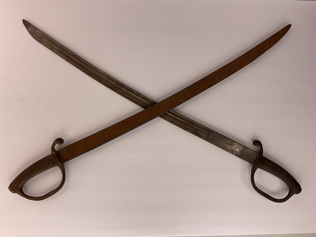Pair of Decorative Swords - Great Pirate Swords Old and Rusty (1 of 14)
