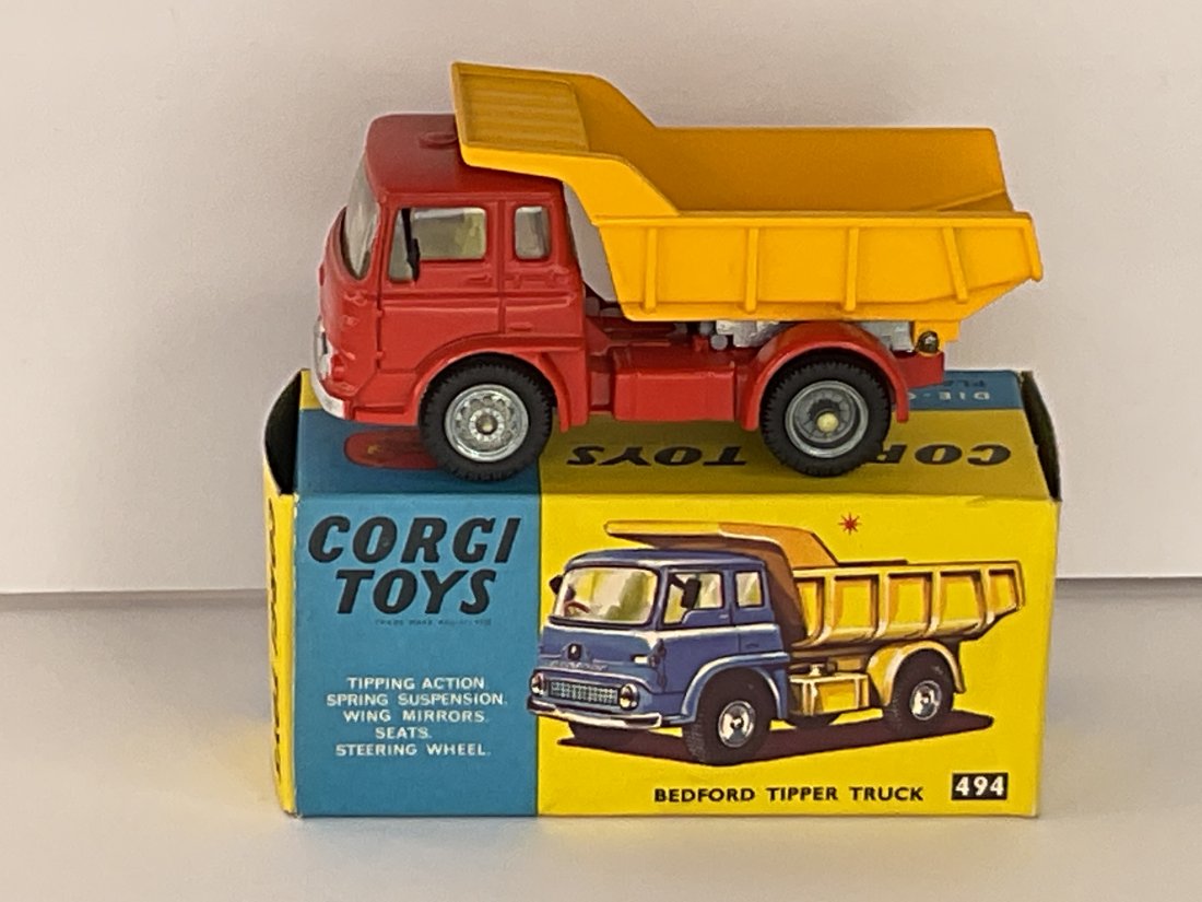 Corgi #494 Bedford Tipper Truck Made in Great Britain with Original Box MINT (1 of 8)