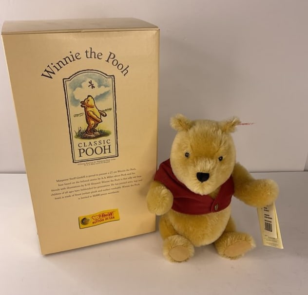 STEIFF 651489 WINNIE THE POOH - Classic Pooh Limited Edition Only 10,000 made #701: STEIFF 651489 WINNIE THE POOH - Classic Pooh. Limited Edition, only 10,000 made and this is number 701/10,000. Included is the original box but there is not a COA or any paperwork included.. Winnie th