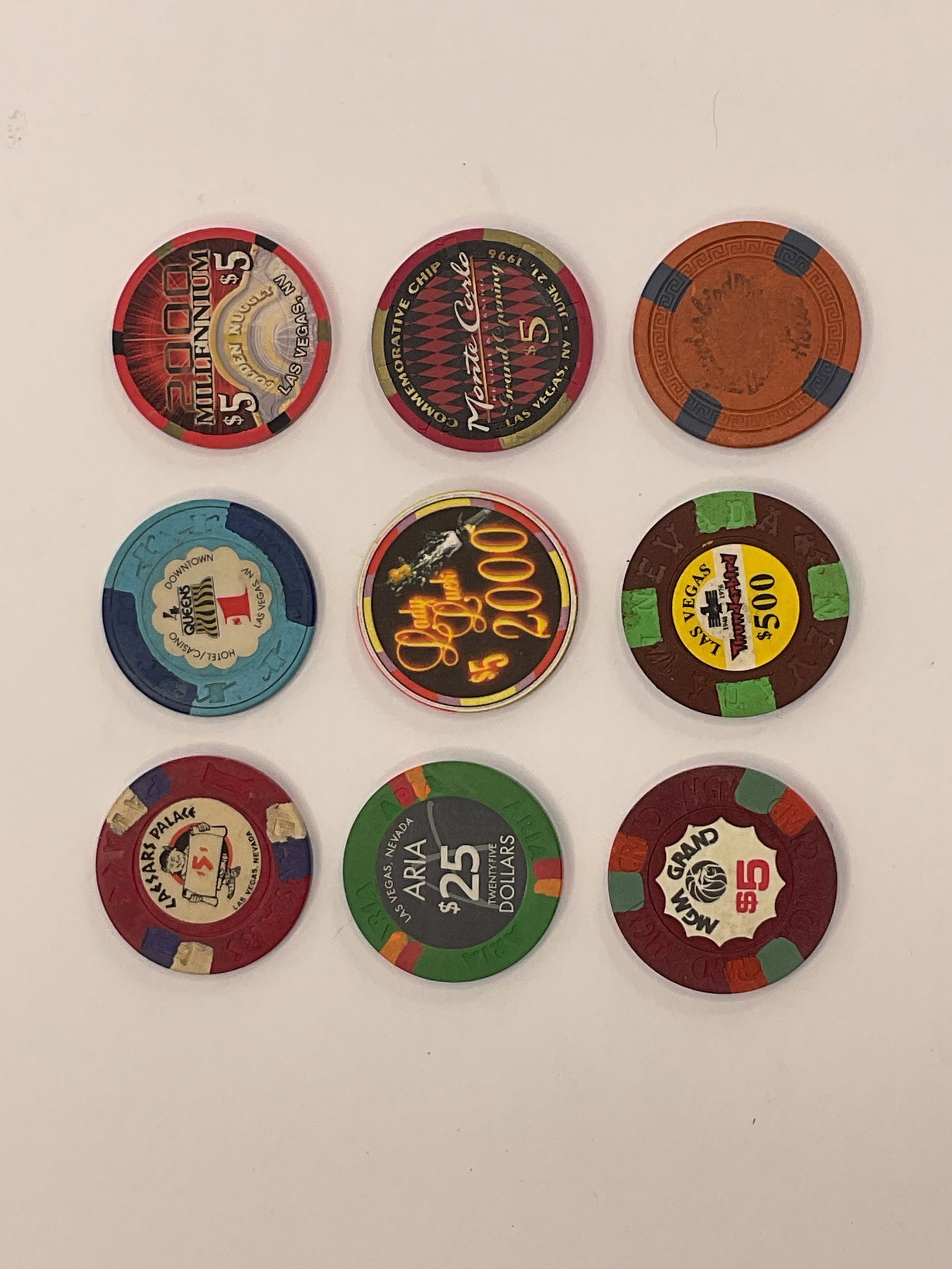 (9) Vintage Las Vegas Casino Chips CAESARS $25 ARIA 4 Queens MGM Golden Nugget: (9) Vintage Las Vegas Casino Chips - $5 CAESARS, $25 ARIA, $5 MGM GRAND, $1 4 Queens, $5 Lady Luck 200 New Years Eve Edition, Thunderbird $500, Golden Nugget $5, MONTE CARLO $5, and one VERY OLD chip 
