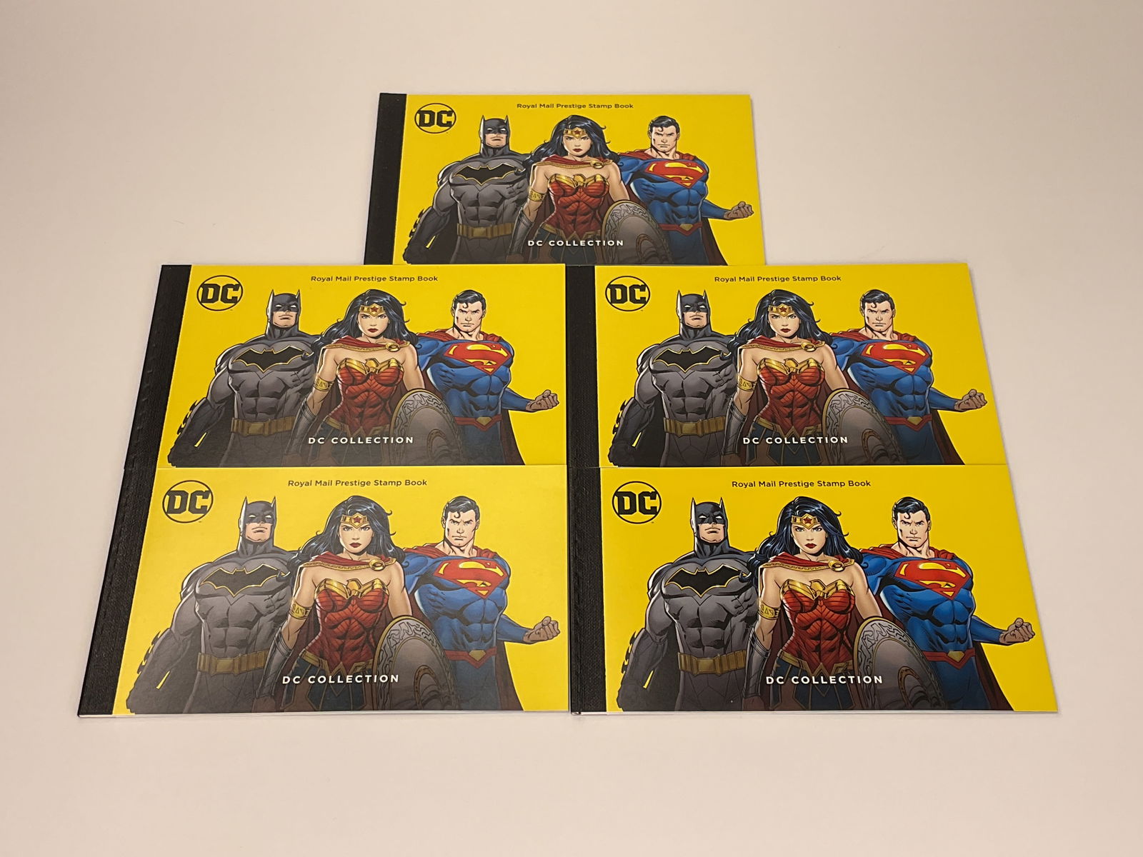 (5) DC COMICS Collection Prestige Booklet GREAT BRITAIN Batman Wonder Woman Superman (1 of 5)