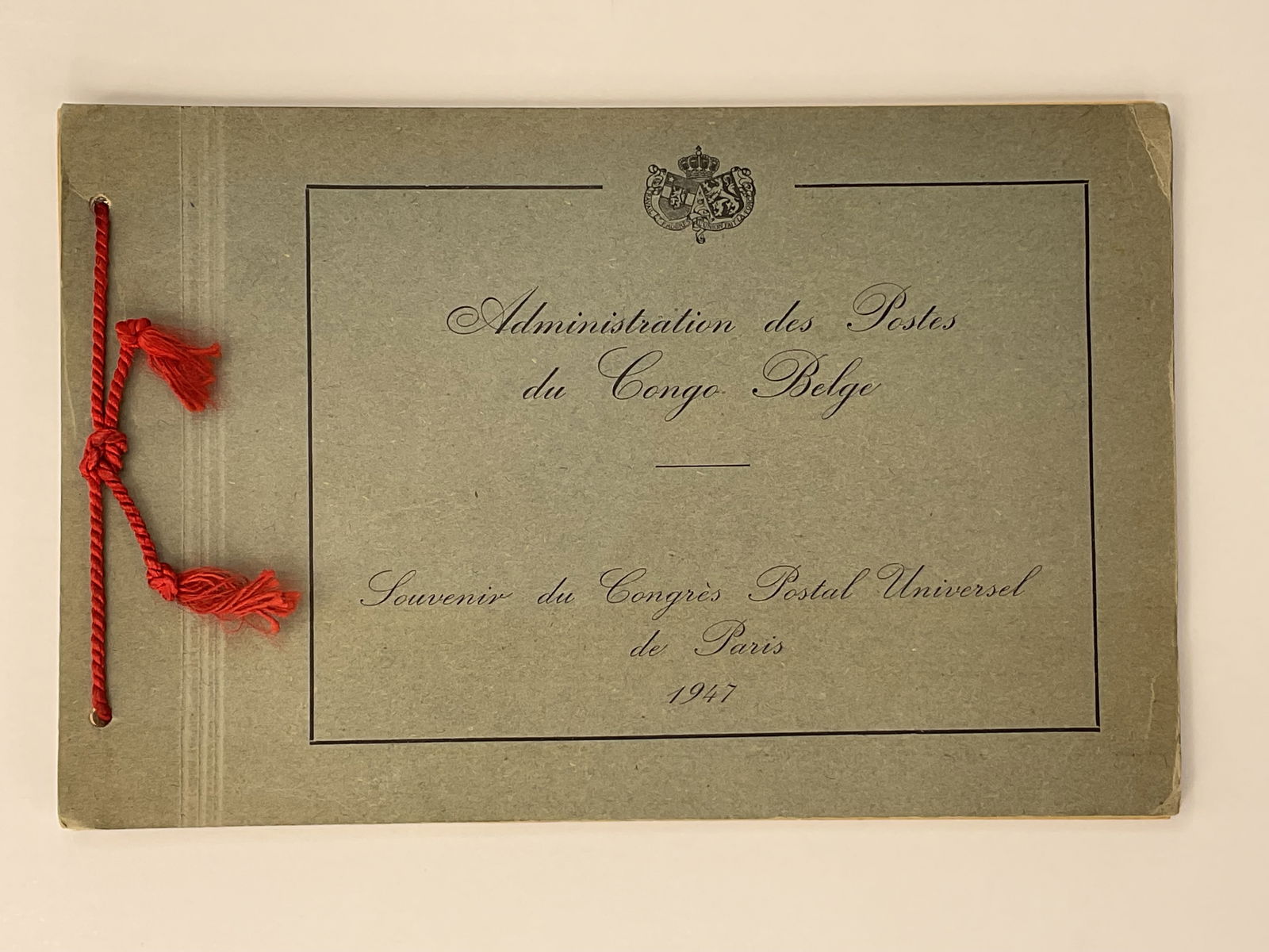 STAMP ALBUM Souvenir du Congres Postal Universal de Paris 1947 Congo Belge (1 of 8)