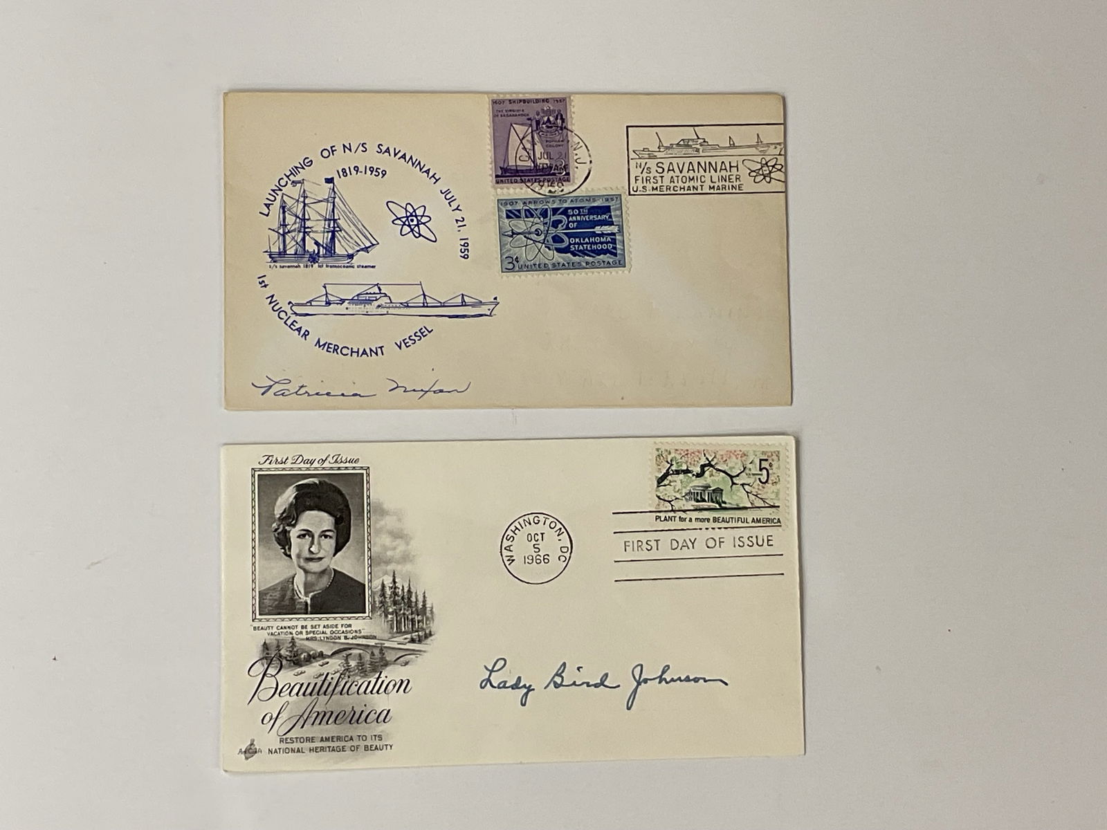 (2) First Day of Issue signed by Lady Bird Johnson - Patricia Nixon US Presidents Wives (1 of 7)
