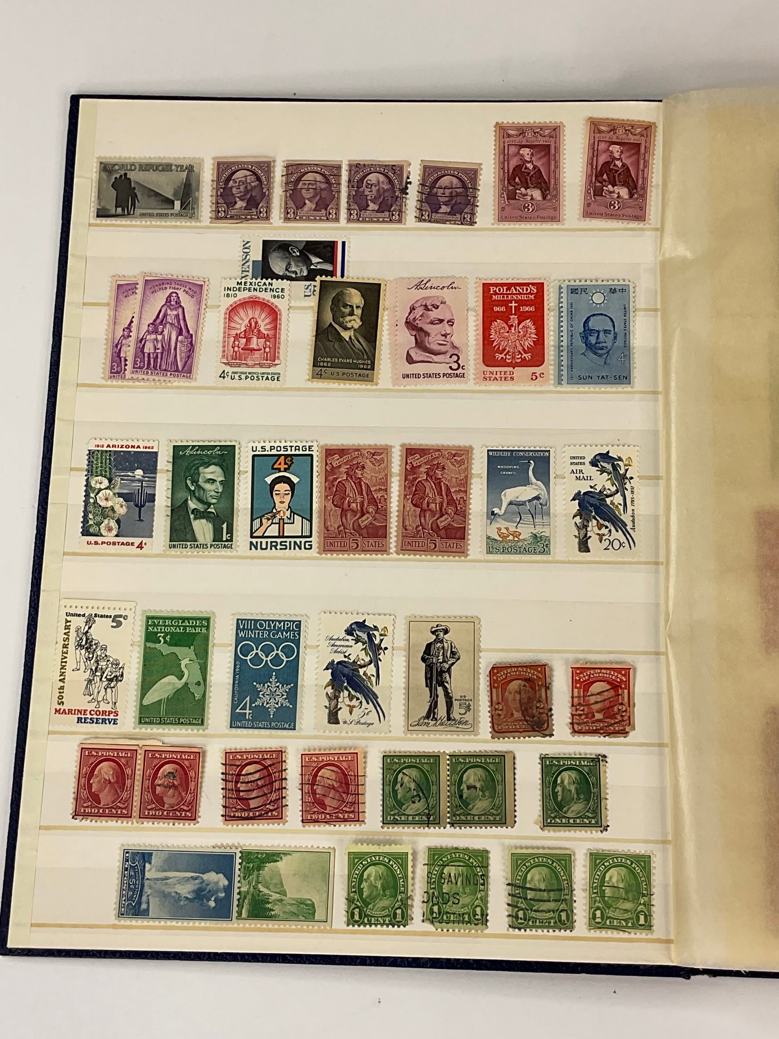 UNITED STATES US STAMP ALBUM - RANDOM Stamp Collection Older-Newer (1 of 14)