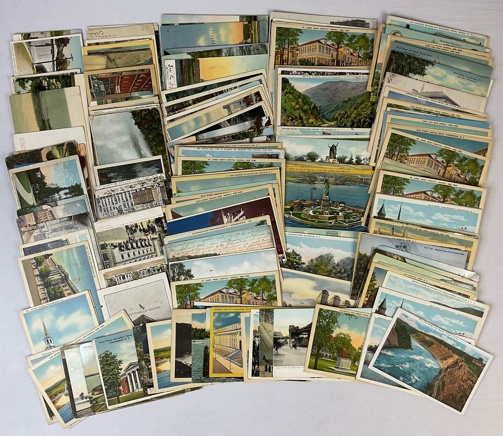 (200) Antique and Vintage NEW YORK USA Postcards (1 of 17)