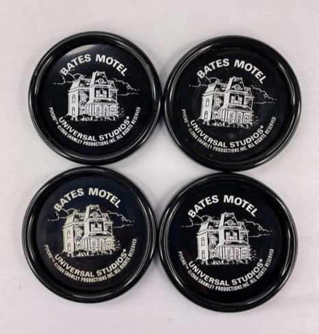 (4) BATES MOTEL Plastic Drink Coasters PSYCHO Anthony Perkins ALFRED HITCHCOCK (1 of 10)