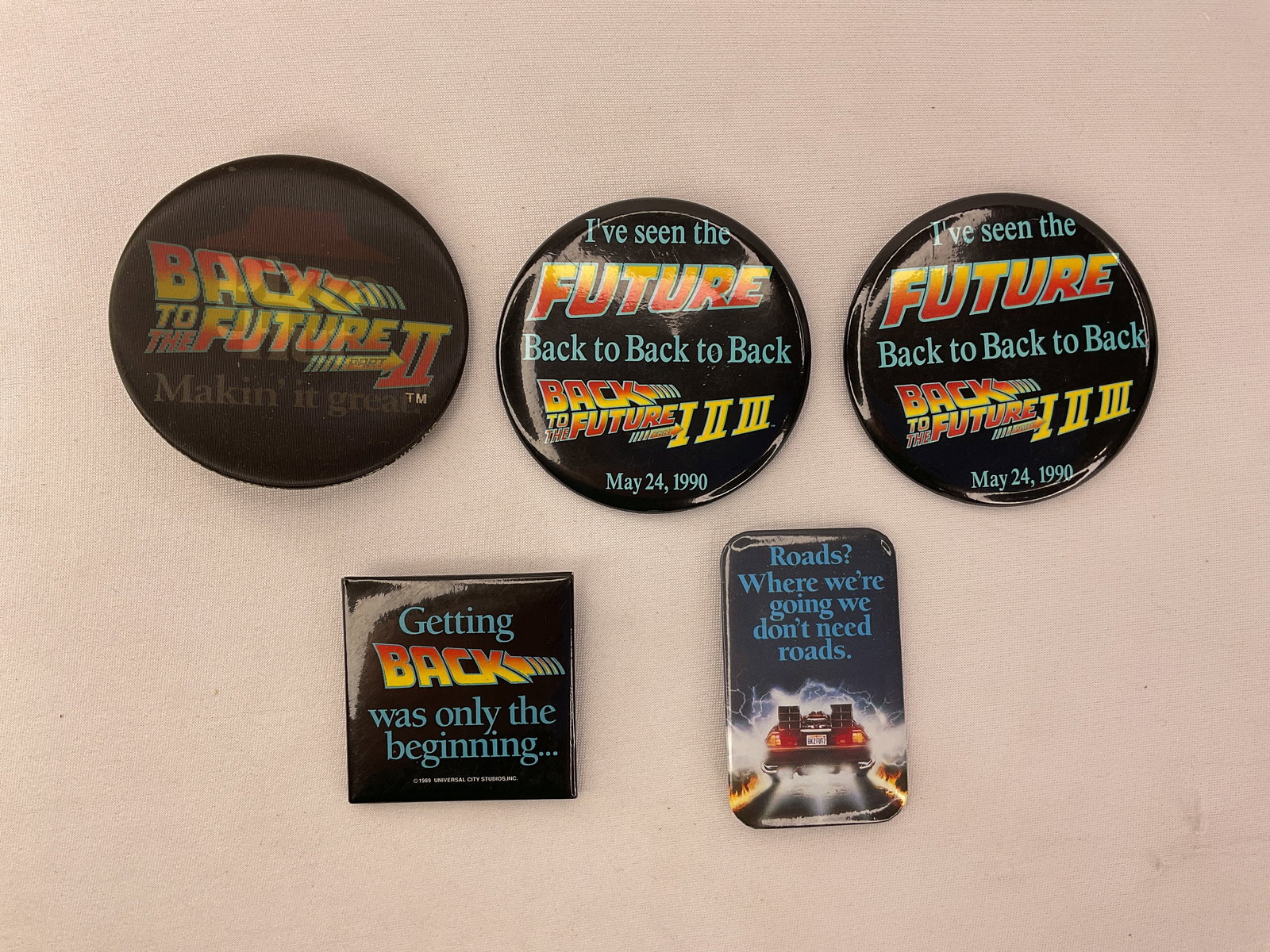 (5) BACK TO THE FUTURE I II III Pins with one 3D (1 of 5)