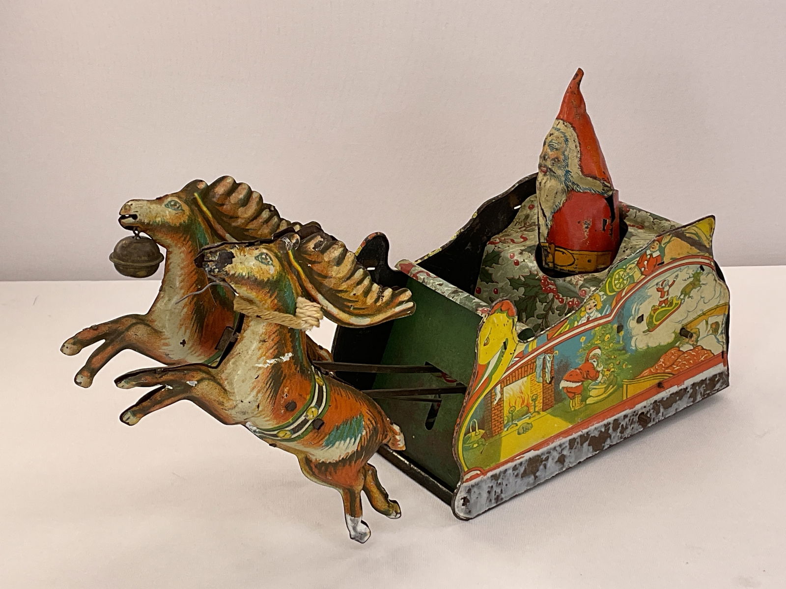 The Ferdinand Strauss Corp. SANTEE CLAUS Tin Wind Up Toy Christmas Holiday Antique (1 of 16)