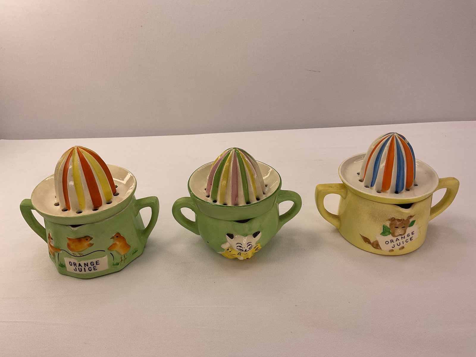 (3) Vintage Ceramic Orange Juicer Dog Cat Chicks (1 of 20)