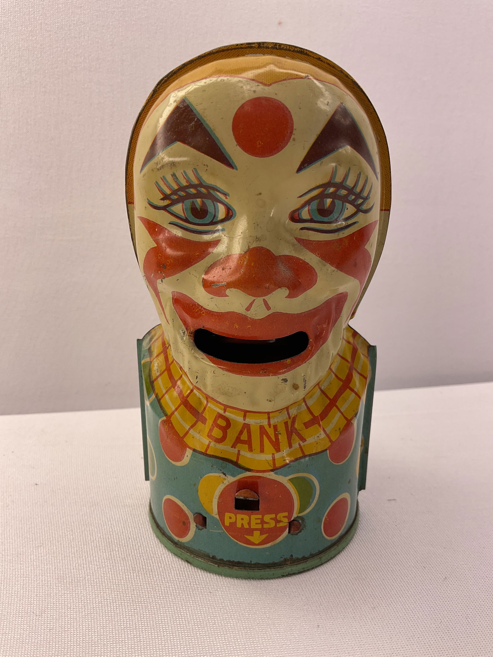 J. Chien USA CLOWN with Tongue Tin Litho Bank (1 of 11)