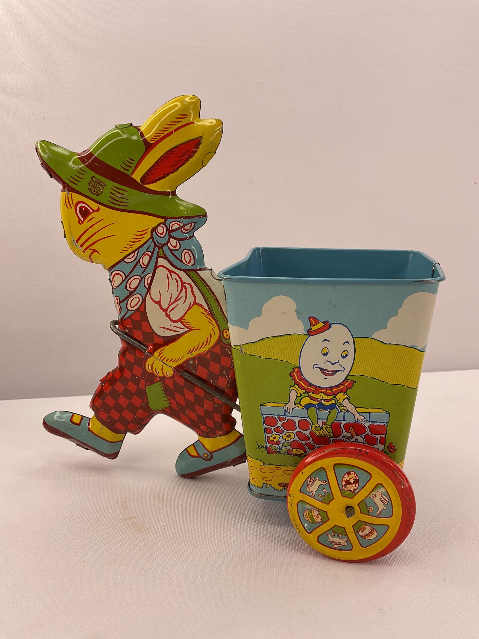 J Chien Tin Litho EASTER BUNNY with BASKET Toy (1 of 11)