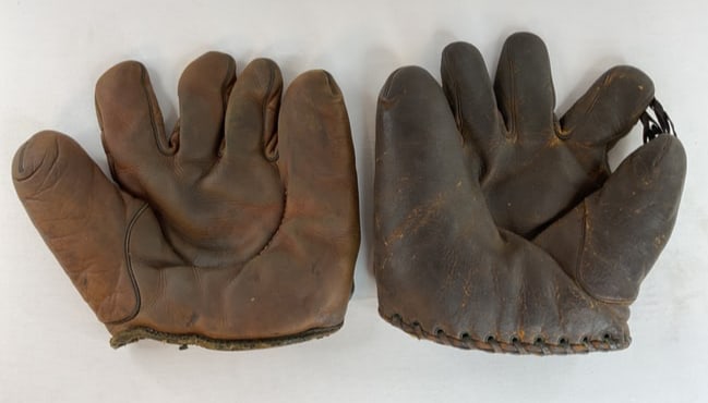 (2) Old Vintage Baseball Gloves one WILSON (1 of 7)