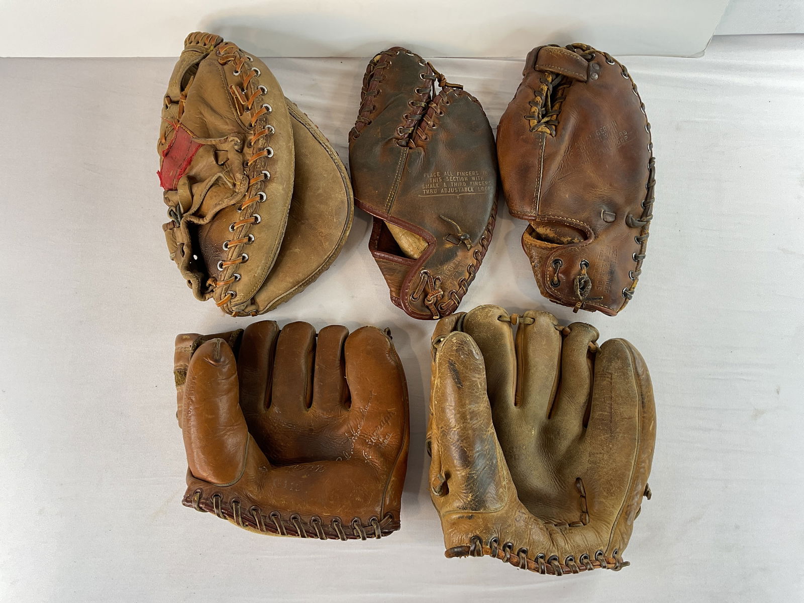(5) Old Vintage Baseball Gloves (1 of 6)
