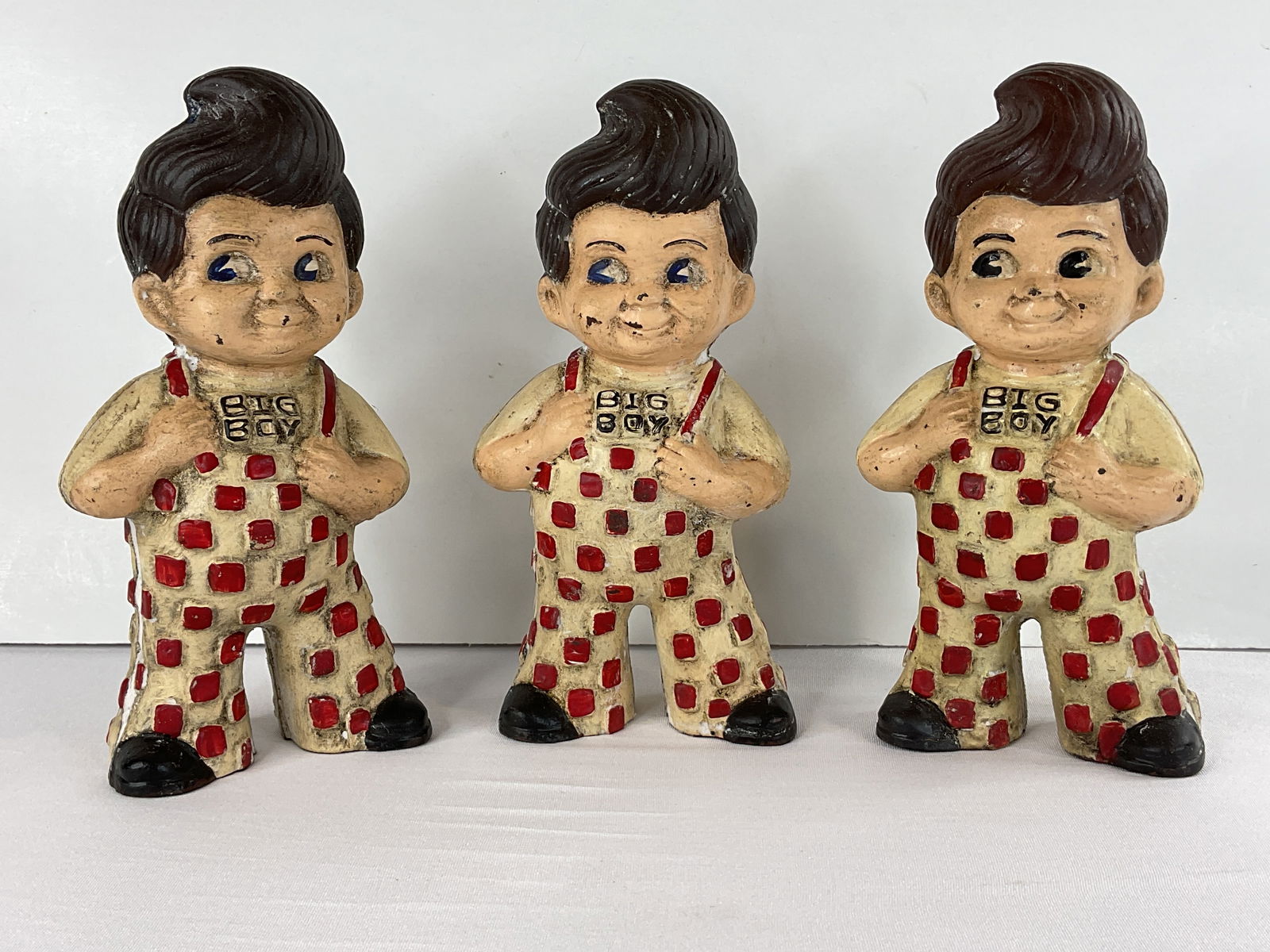 (2) Vintage Cast Iron BOBS BIG BOY in Overalls Coin Piggy Banks (1 of 13)