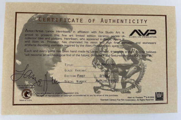 ALIEN vs PREDATOR Tile by LANCE HENRIKSEN The Brooding GOLD 2/100 - 2