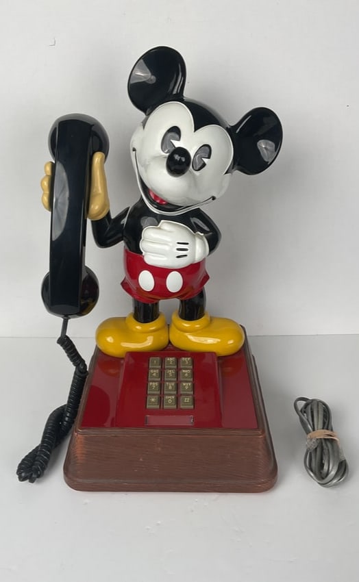 Mickey Mouse 1976 Landline Push Button telephone (1 of 4)