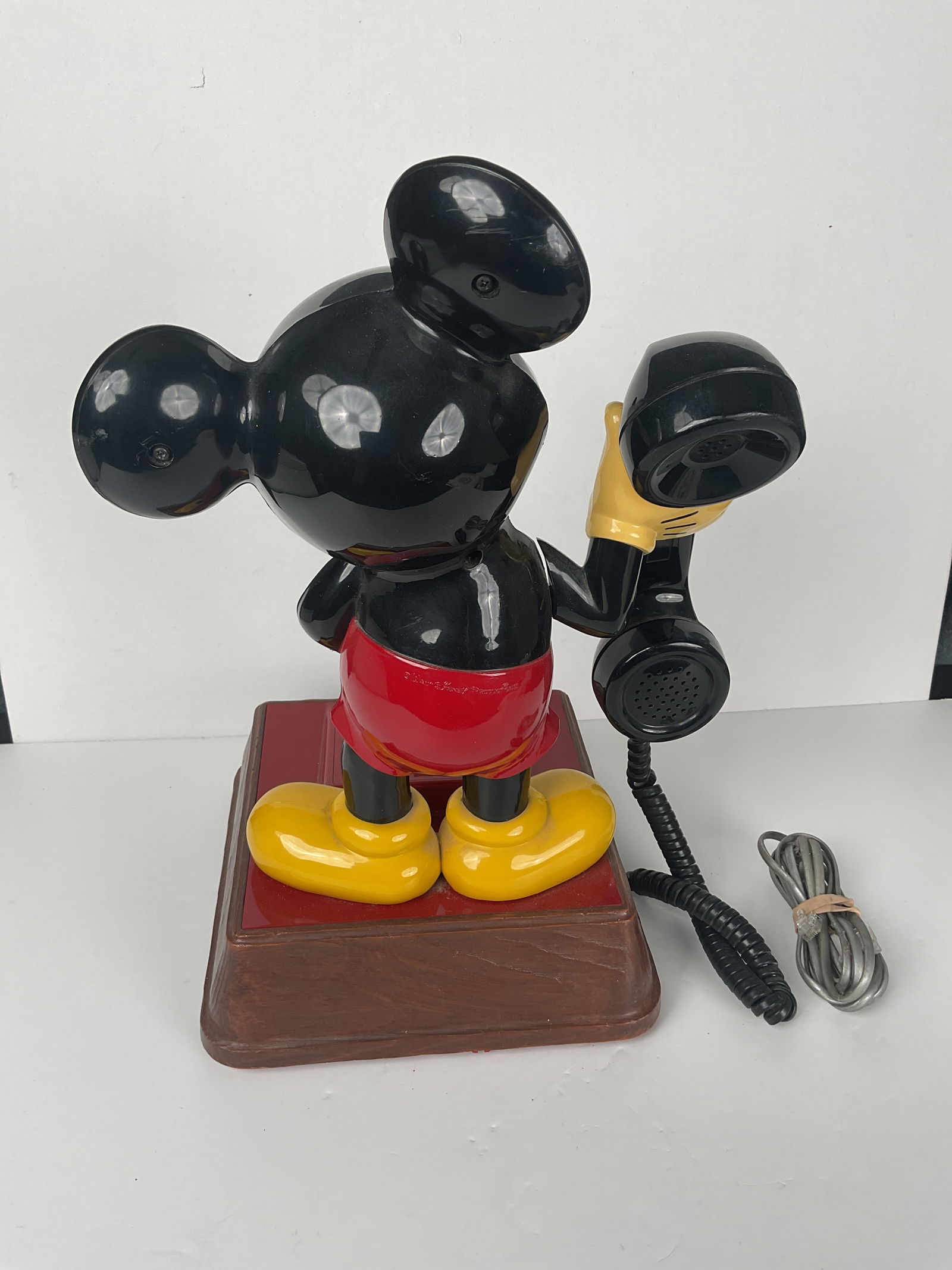 Mickey Mouse 1976 Landline Push Button telephone - 3