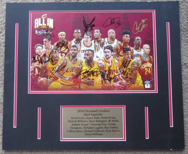 2016 Cleveland Cavaliers Lebron James Team Signed 11x17