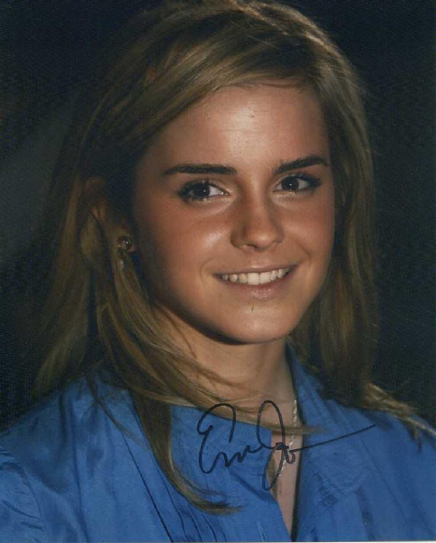 Emma Watson PRETTY 8x10 Signed Photo: Pretty in person signed photo 8x10 candid shot. Date & Signing location provided. Older signature. Comes with COA