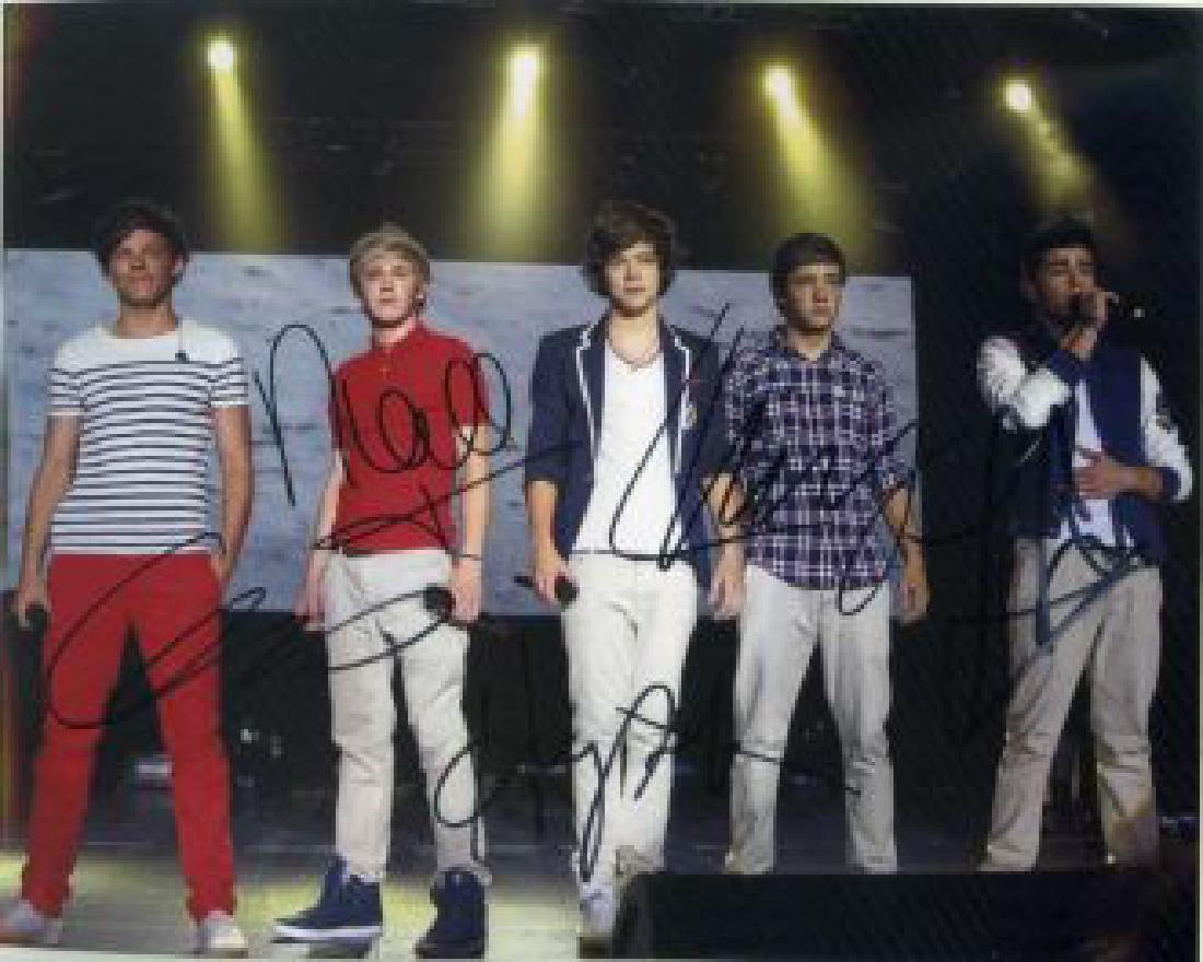 One Direction Signed by all 5 MUSIC In Person Signed (1 of 1)