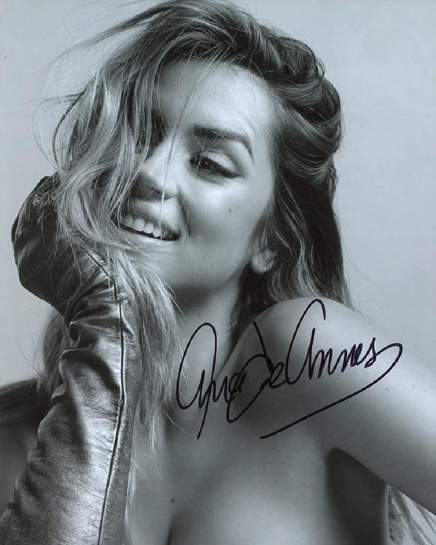 Ana de Armas PLAYFUL In Person Signed Photo: Ana De Armas - beautiful in person signed autographed photo of this Cuban star. Ana de Armas has grown in current popularity with the new movie HANDS OF STONE. Photo size is 8x10