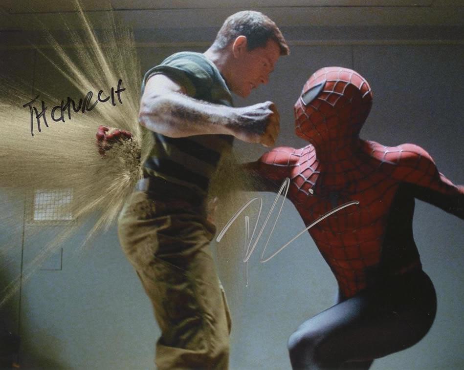 Toby Maguire / Thomas Hayden Church SPIDERMAN 2 In: Fantastic In person signed photo signeed by both Toby Maguire and Thomas Hayden Church from the movei SPIDERMAN 2