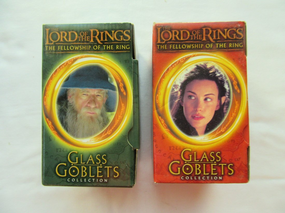 2 VINTAGE Lord of the Rings Goblet Glasses - Burger: These are brand new never opened. These are from 1991 and were a Burger King extra. The Goblet lights up as well. You are getting both Gandolf The Wizard and Arwin the Elf.