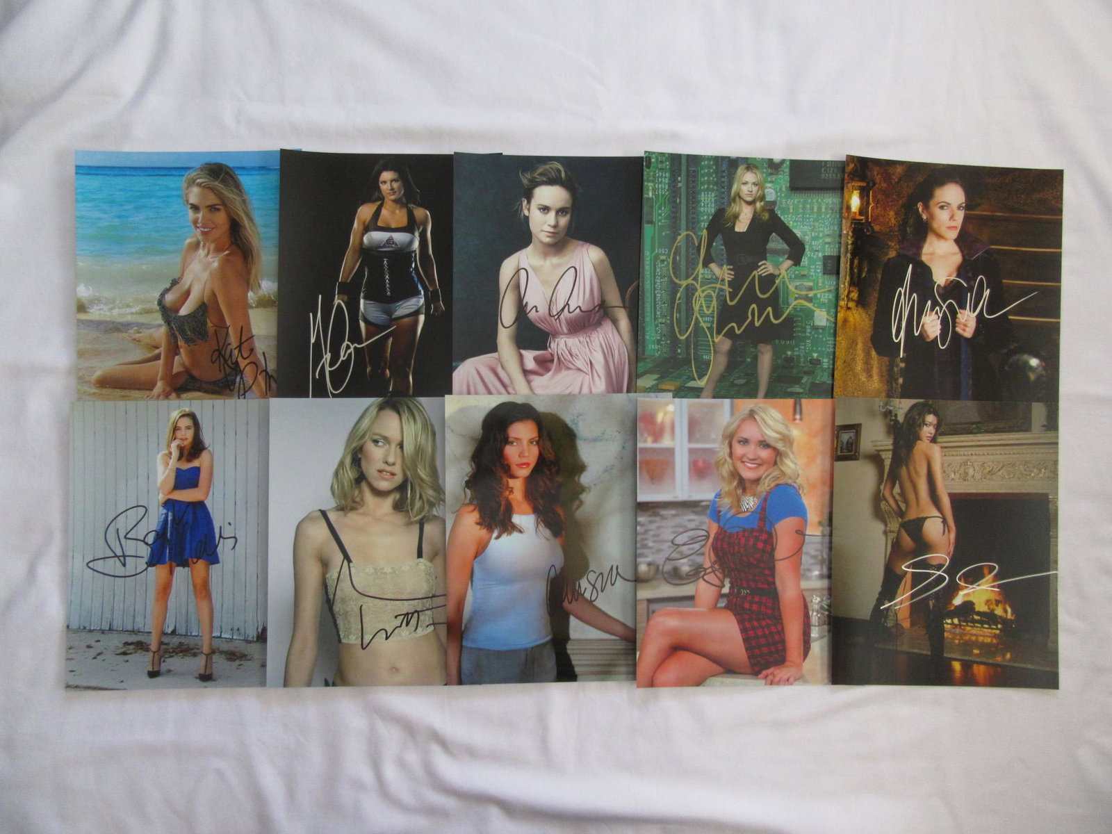 10 In Person Signed Photo Lot #10: You are getting all 10 photo shown here. Photos in this lot include: Kate Upton, Gina Carano, Brie Larson, Yvonne Strahovski, Anna Silk, Bailee Madison, Naomi Watts, Charisma Carpenter, Emily Osment a