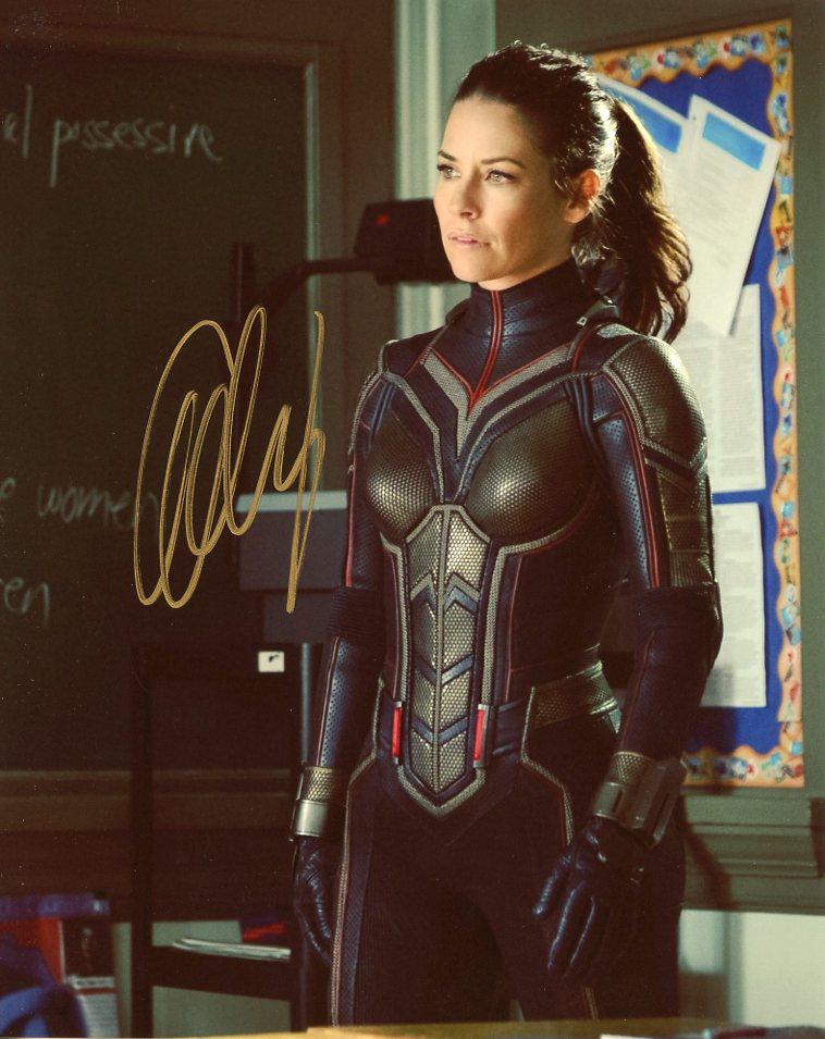 Evangeline Lilly ANT-MAN AND THE WASP In Person: Evangeline Lilly in person signed autographed photo from the movie ANT MAN AND THE WASP. Evangeline Lilly as the character Hope Van Dyne / The Wasp. Photo size is 8x10. Date & signing location provide