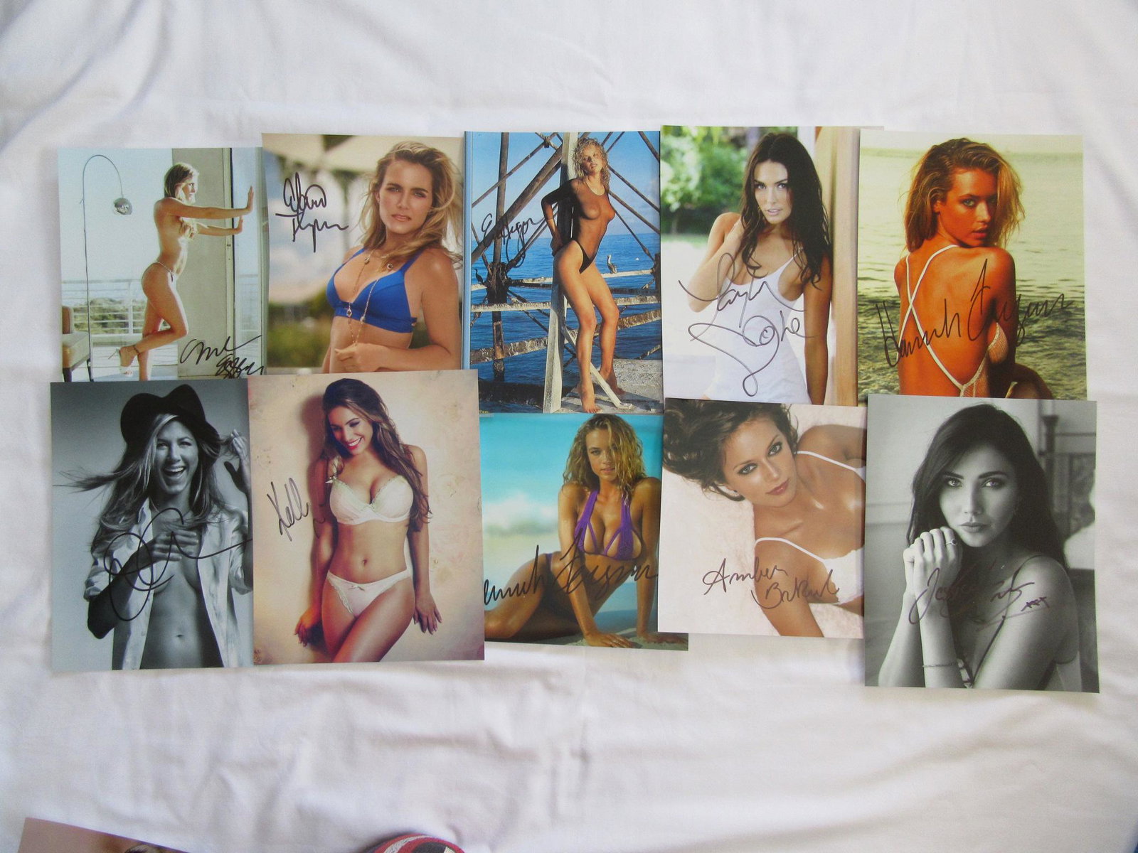 10 In Person Signed Photo Lot #12: You are getting all 10 photo shown here. Photos in this lot include: Nicole Eggert, Alexis Thompson, Eve Herzgova, Taylor Cole, Hannah Ferguson, Jennifer Aniston, Kelly Brook, Hannah Ferguson, Amber B
