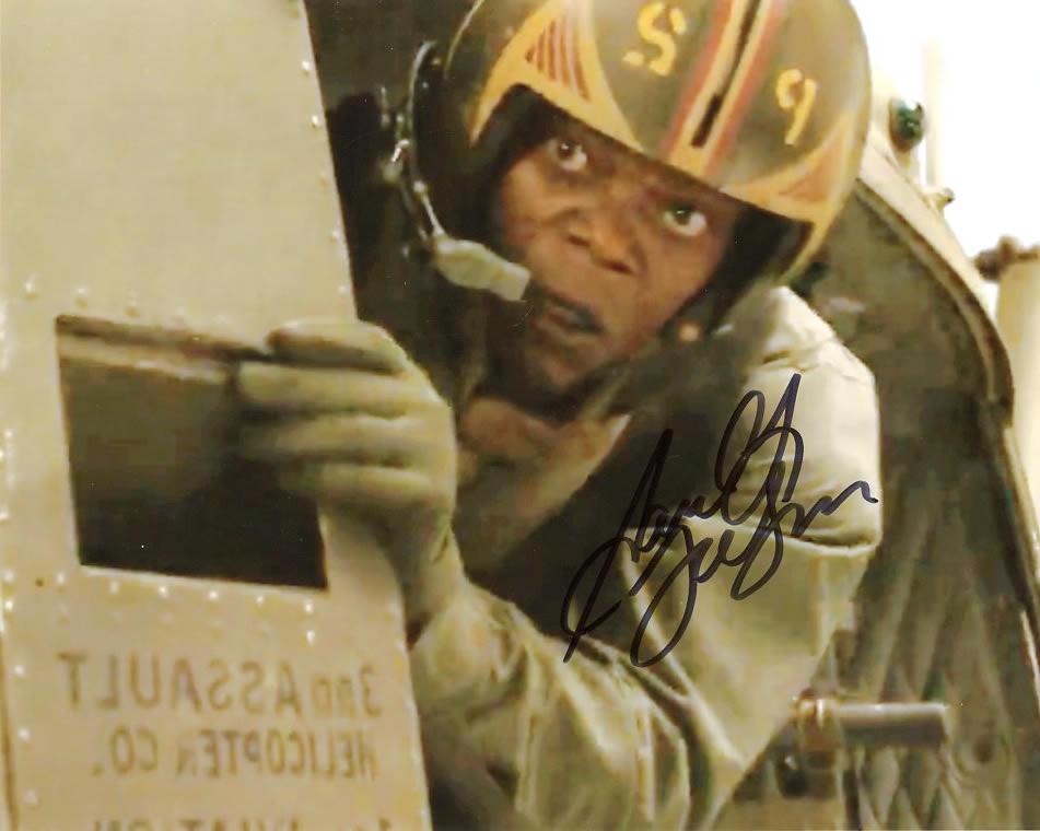 Samuel L Jackson KONG SKULL ISLAND In Person Signed: Samuel L Jackson in person signed autographed photo from the movie KONG SKULL ISLAND. Samuel L Jackson as the character Preston Packard