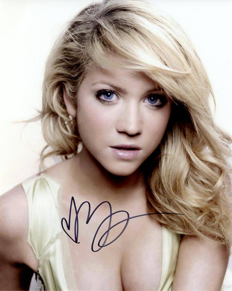 Brittany Snow PRETTY In Person Signed Photo: Brittany Snow is best known for her roles in the PITCH PERFECT movies. Brittany Snow is an American actress, producer, director, and singer. She rose to prominence when she appeared in the CBS soap op