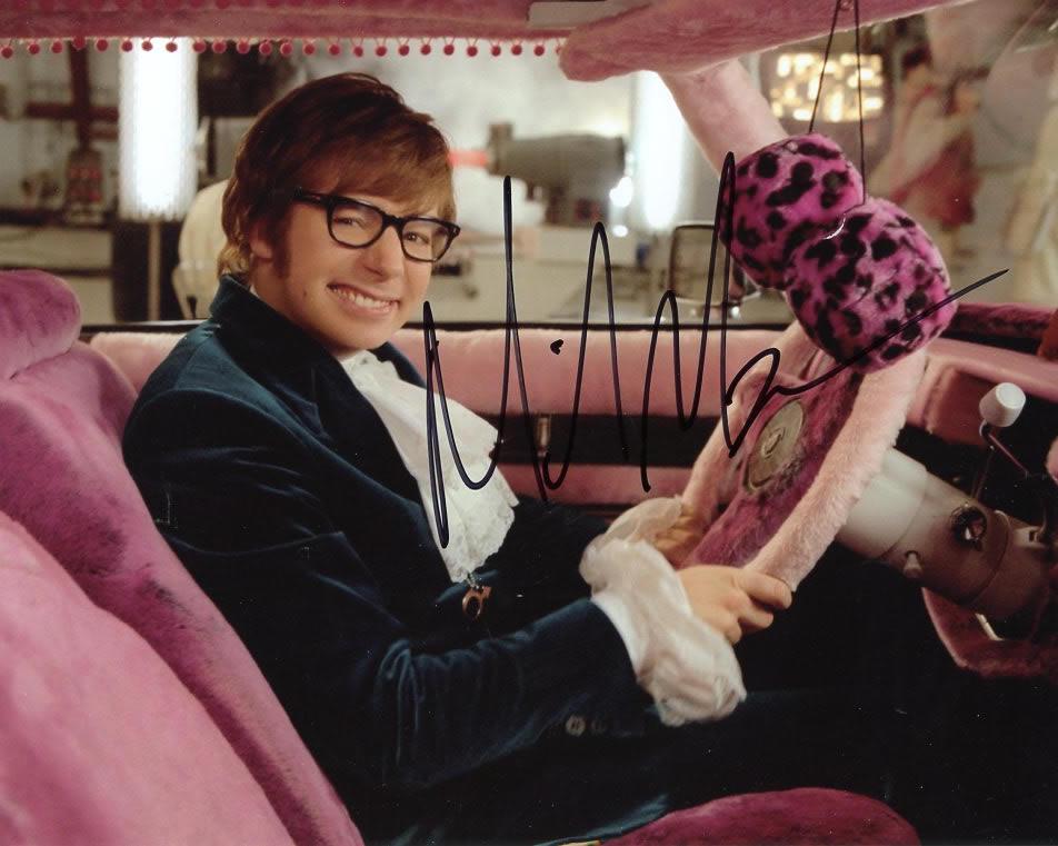 Mike Myers AUSTIN POWERS In Person Signed Photo: Photo size is 8 x 10. Mike Myers in person signed autographed photo from the movie AUSTIN POWERS SPY SHAGGED ME. Mike Myers as the character Austin Powers