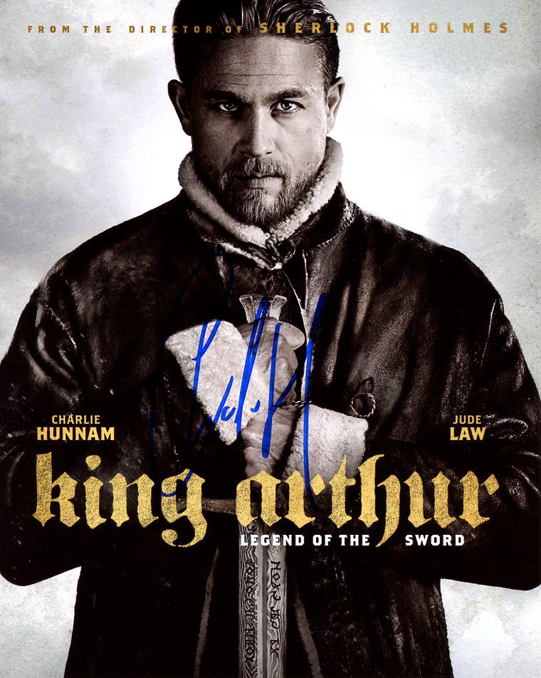 Charlie Hunnam KING ARTHUR LEGEND OF THE SWORD IP: Photo size is 8 x 10. Charlie Hunnam in person signed autographed photo from the movie KING ARTHUR LEGEND OF THE SWORD. Charlie Hunnam as the character Arthur