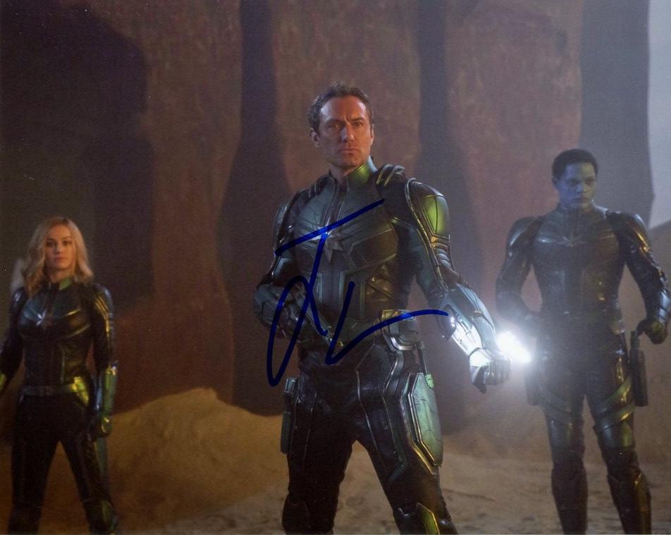 Jude Law CAPTAIN MARVEL In Person Signed Photo: Photo size is 8 x 10. Jude Law in person signed autographed photo from the movie CAPT. MARVEL. Jude Law as the character Yon-Rogg