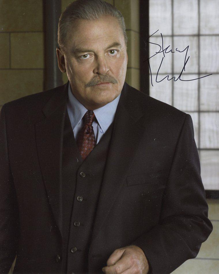 (2) Stacy Keach PRISON BREAK / METEOR IP Signed Photos: Photo size is 8 x 10. You are getting bold photo shown here. Stacy Keech from the TV series PRISON BREAK, and from the TV series METEOR.