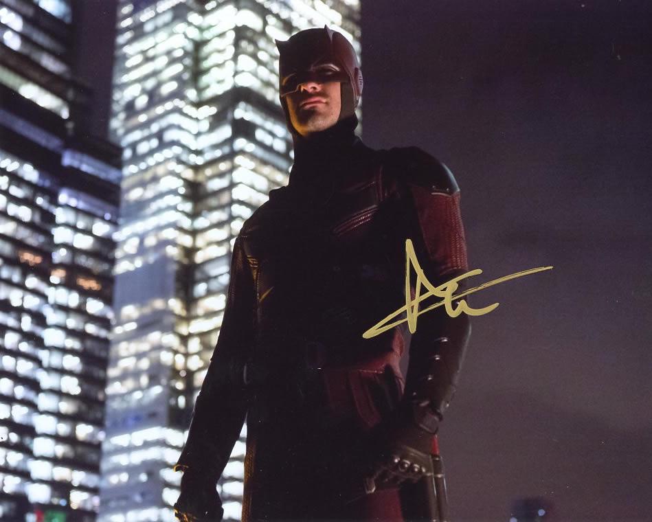 Charlie Cox DAREDEVIL Signed Photo: Charlie Cox in person signed autographed photo from the TV series DAREDEVIL. Charlie Cox as the character Matt Murdock / Daredevil