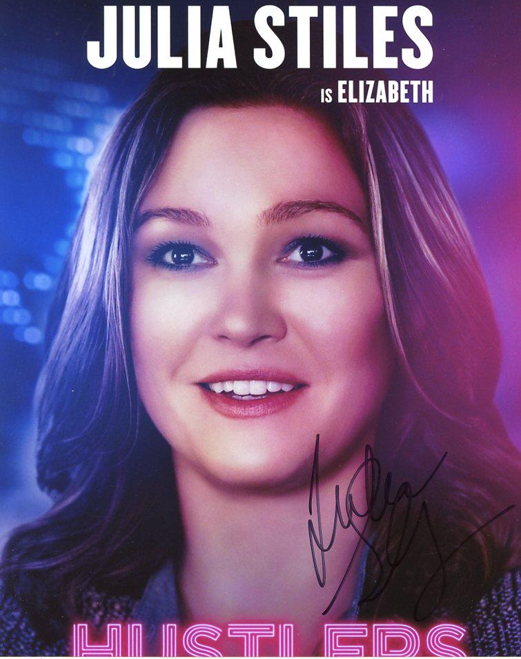 Julia Stiles HUSTLERS Signed Photo: Julia Stiles in person signed autographed photo from the movie HUSTLERS. Julia Stiles as the character Elizabeth