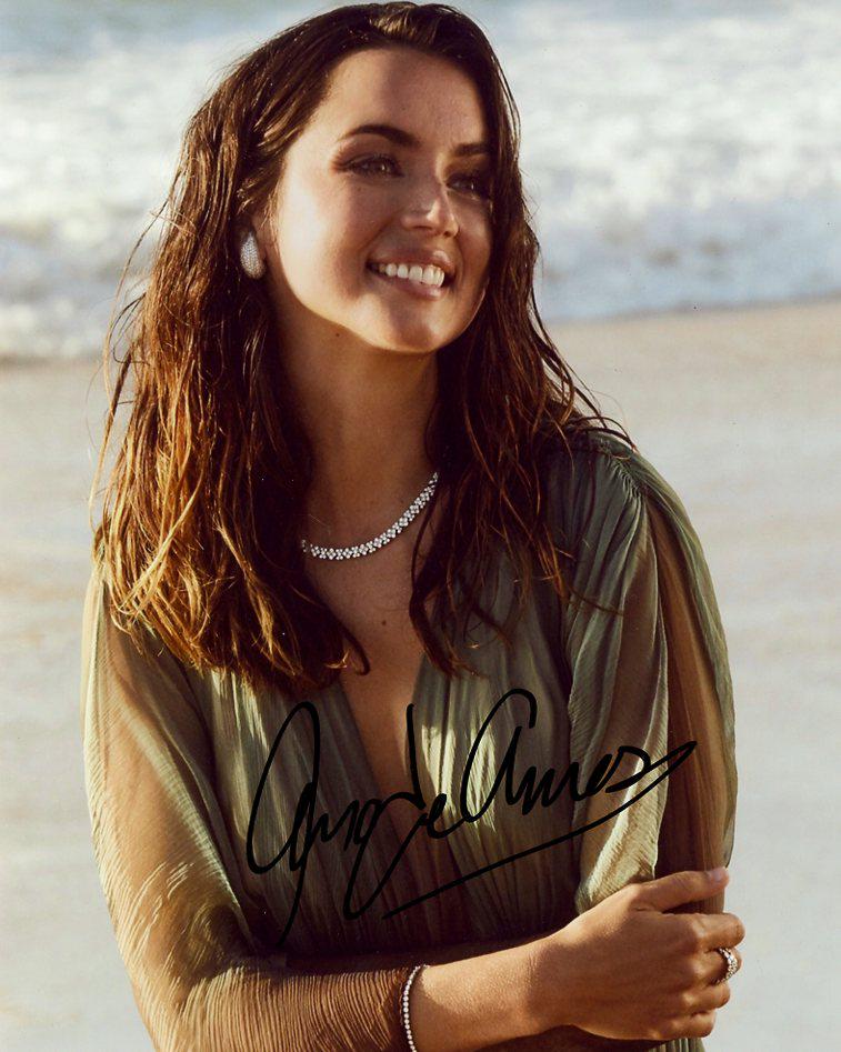 Ana de Armas PLAYFUL Signed Photo: Ana De Armas - beautiful in person signed autographed photo of this Cuban star. Ana de Armas has grown in current popularity with the new movie HANDS OF STONE.