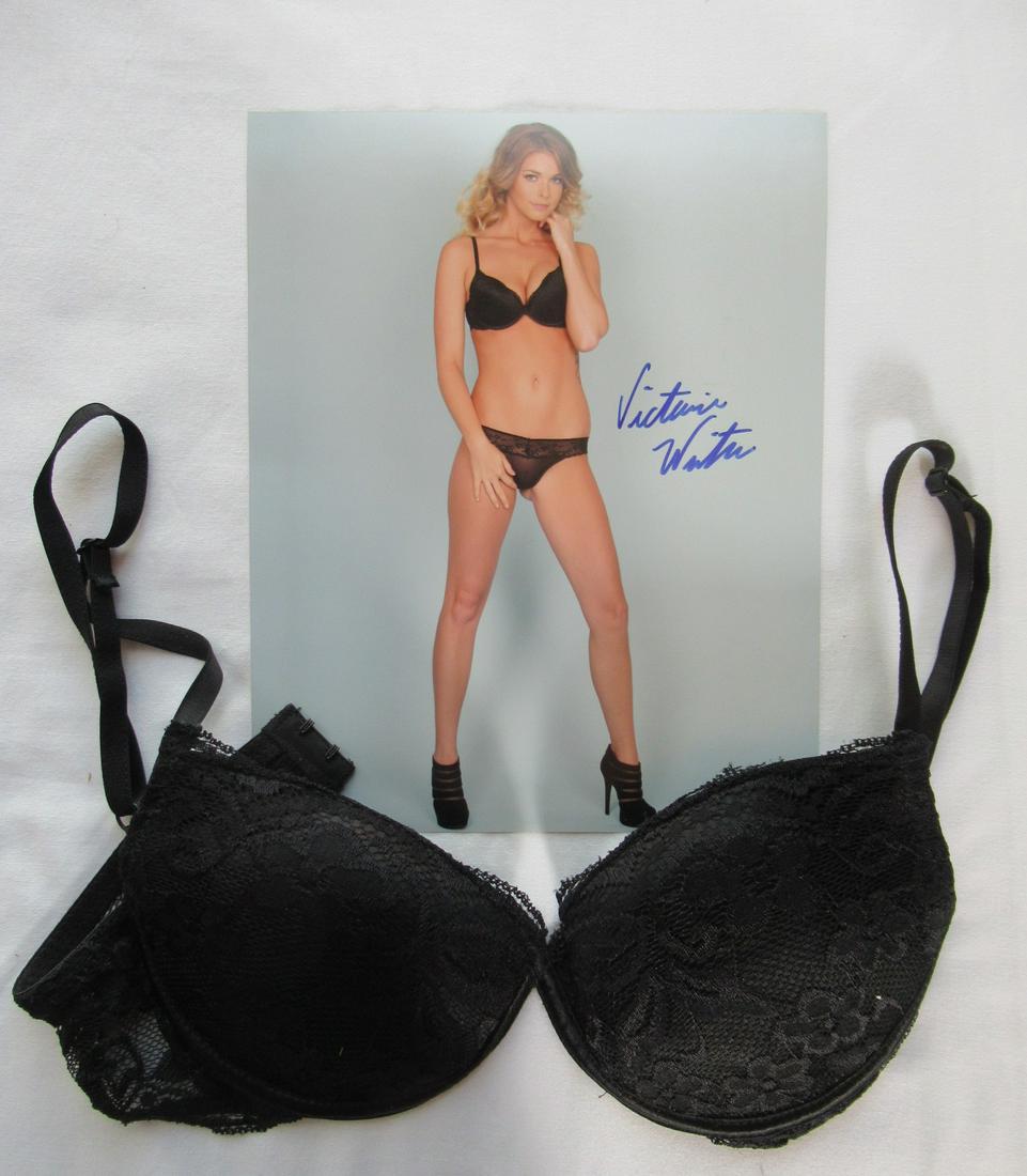 Victoria Winters PLAYBOY CYBER GIRL w/ Lingerie in: (private signing) Victoria Winters sexy in person signed autographed photo. Victoria Winters was a Playboy Cyber Girl of the Month for March 2013. This is a one-of-a-kind lot that contains a piece of 