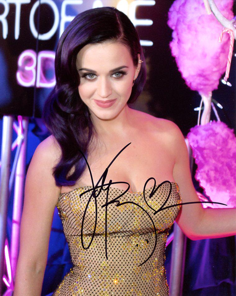 Katy Perry POP SUPERSTAR Signed Photo: Katy Perry in person signed autographed photo. Super waste high gorgeous signed photo.