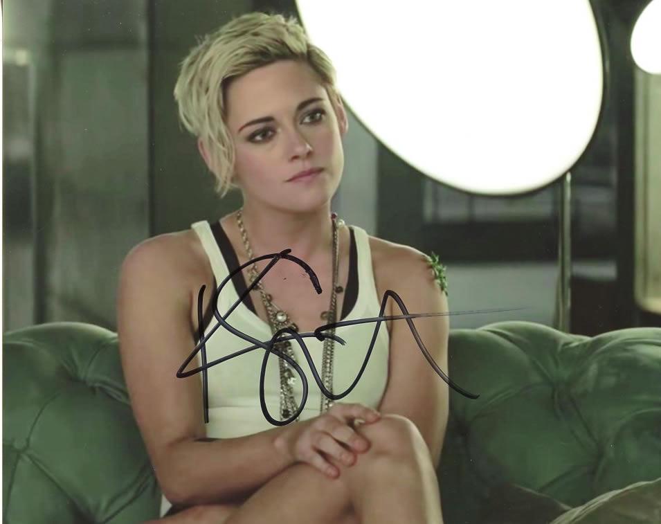 Kristen Stewart CHARLIE'S ANGELS Signed Photo: Kristen Stewart in person signed autographed photo from the movie CHARLIE'S ANGELS. Kristen Stewart as the character Sabrina Wilson.
